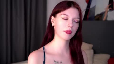 Snapshot of mitziefetters chatting on 07/13/26, 01:08 Rosalie online show from 07/13/26, 01:08