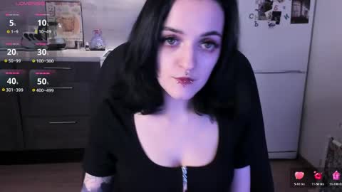 lina. online show from 05/31/26, 09:27