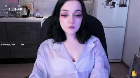 lina. online show from 06/05/26, 04:13