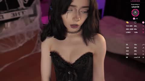 Snapshot of miuri_miy chatting on 10/25/25, 06:46 Yuka online show from 10/25/25, 06:46