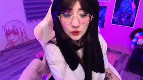  Miwa Violet  online show from 06/22/26, 02:02