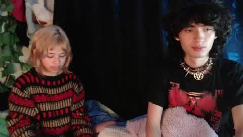 Naomi and Nekorii online show from 05/23/26, 08:18