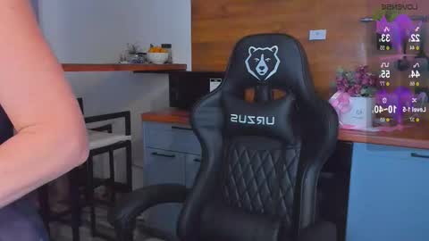 Miya online show from 12/01/25, 03:06