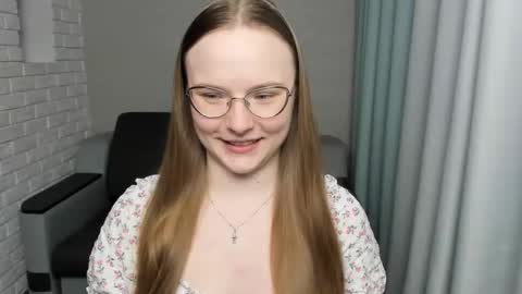 Miya online show from 03/05/25, 09:37