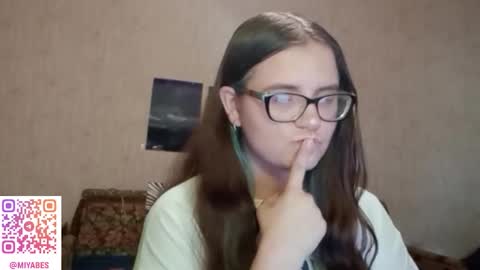 Milana online show from 09/09/25, 01:43