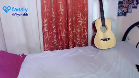 Miyakabebe online show from 05/23/26, 09:52
