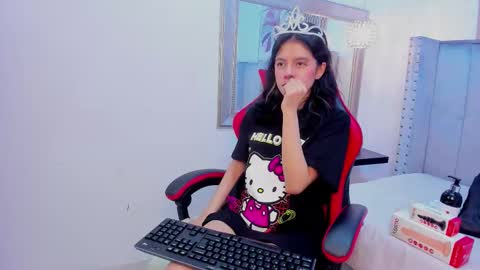 Snapshot of miyu_komori chatting on 03/01/26, 01:02 miyu_komori online show from 03/01/26, 01:02