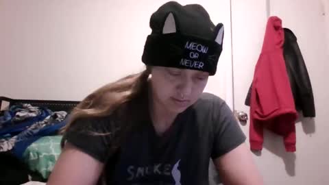 miztrezk online show from 12/18/25, 04:07