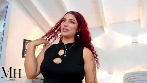 mizzhell_ online show from 12/17/25, 03:34