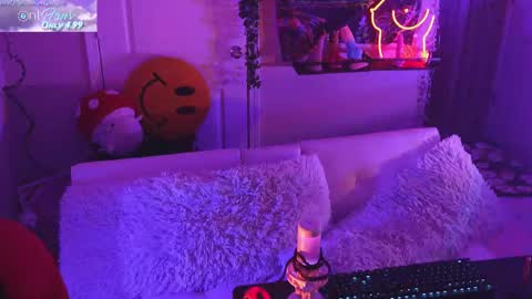 Hera  Tethra Bathtub stream  20k followers  Ask about our custom videos3 online show from 02/19/25, 03:16