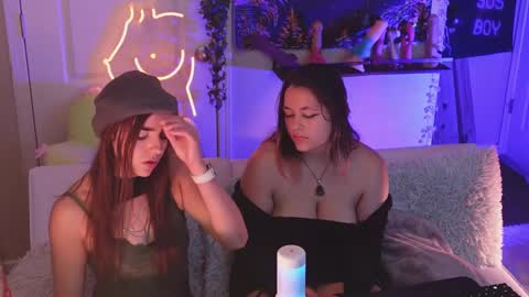 Hera  Tethra Bathtub stream  20k followers  Ask about our custom videos3 online show from 03/05/25, 02:56