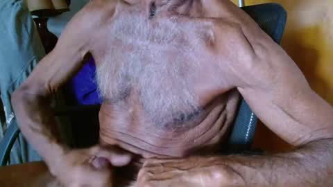 Snapshot of mjmadurengue chatting on 02/06/25, 08:45 Mario jose online show from 02/06/25, 08:45