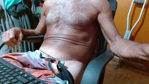 Snapshot of mjmadurengue chatting on 02/17/25, 07:26 Mario jose online show from 02/17/25, 07:26