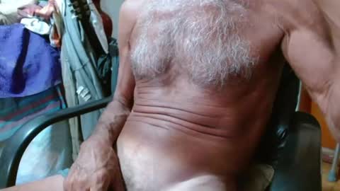 Snapshot of mjmadurengue chatting on 02/24/25, 11:10 Mario jose online show from 02/24/25, 11:10