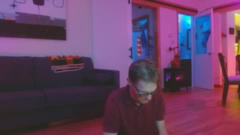 mk_ultrafine online show from 01/06/25, 11:18