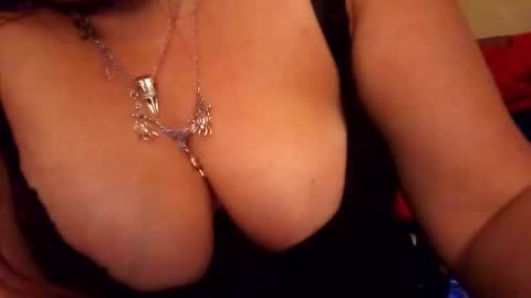 mkroze00027912025 online show from 06/06/26, 04:28
