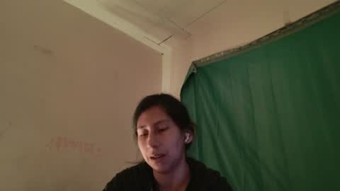 Snapshot of mli739709 chatting on 06/25/26, 02:44 MoonLipson online show from 06/25/26, 02:44