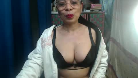 kelly online show from 10/23/25, 10:52