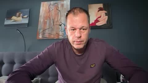 mme4you online show from 10/15/25, 10:59