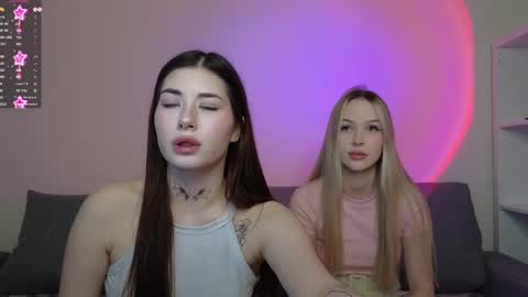 Snapshot of mmkakpoxyi22 chatting on 12/13/24, 09:09 alice and ray online show from 12/13/24, 09:09