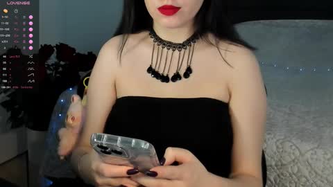 Snapshot of mmm_sweety_kitty chatting on 10/18/25, 11:55 mmm_sweety_kitty online show from 10/18/25, 11:55