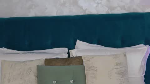 Jessie online show from 02/11/25, 01:10