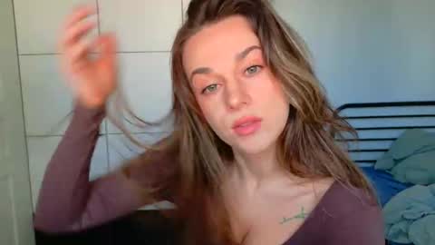 mmminnie online show from 03/18/26, 10:51