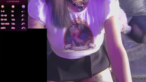 minaDarling online show from 11/29/25, 05:32