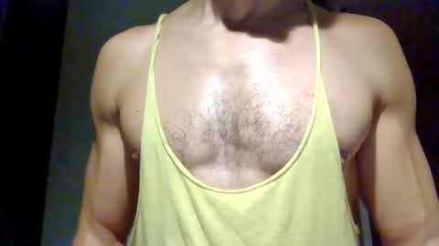 Snapshot of mmuscularman chatting on 02/20/25, 06:28 mmuscularman online show from 02/20/25, 06:28