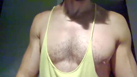 Snapshot of mmuscularman chatting on 03/10/25, 08:37 mmuscularman online show from 03/10/25, 08:37