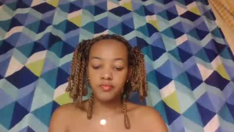 mmyriame online show from 07/12/26, 11:34