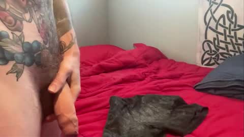 MNTuiLa online show from 02/21/26, 02:18