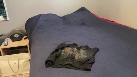 MNTuiLa online show from 03/26/26, 01:17