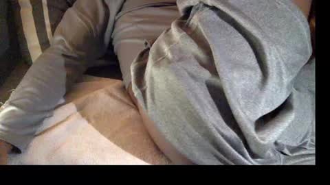 Snapshot of mo_cali chatting on 12/30/24, 03:46 Mo Cali online show from 12/30/24, 03:46