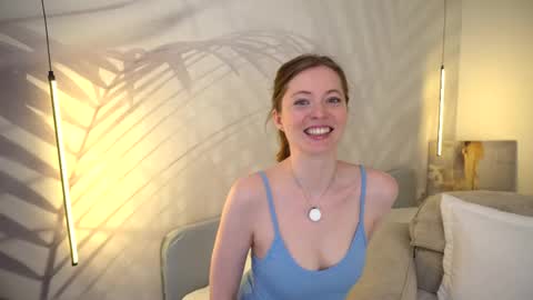 moan_elisa online show from 05/23/26, 05:12
