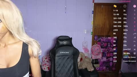 MOCHA   JAMES THE NPC  online show from 04/18/26, 09:48