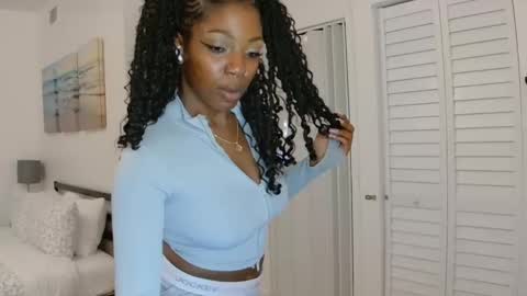 Mocha  BDAY JAN 13  online show from 01/13/25, 02:50