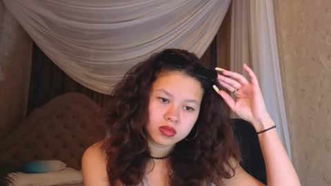 moco_choco online show from 09/17/25, 01:29