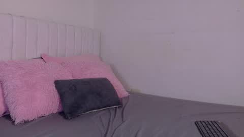 zoe ross online show from 01/07/26, 07:05