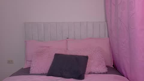 zoe ross online show from 02/03/26, 07:08