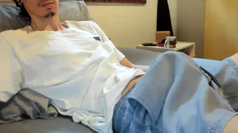 Snapshot of moderdelier chatting on 02/16/26, 01:07 DigBreed online show from 02/16/26, 01:07