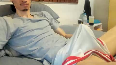 Snapshot of moderdelier chatting on 02/28/26, 02:18 DigBreed online show from 02/28/26, 02:18