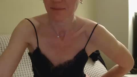 Aurora online show from 04/15/26, 12:17