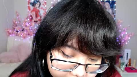Molly online show from 05/09/26, 04:28