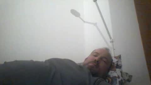 Snapshot of mofu781s chatting on 03/03/25, 10:10 mofu781s online show from 03/03/25, 10:10