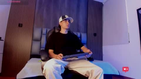 mohamed_malik online show from 05/17/26, 11:39