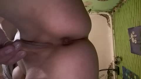 Snapshot of mohawkred chatting on 01/11/25, 08:00 MohawkRed online show from 01/11/25, 08:00