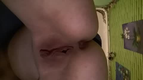 Snapshot of mohawkred chatting on 01/15/25, 05:19 MohawkRed online show from 01/15/25, 05:19