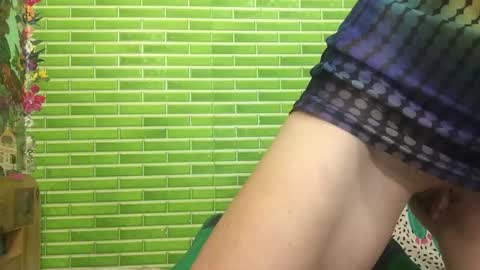 Snapshot of mohawkred chatting on 09/24/25, 08:17 MohawkRed online show from 09/24/25, 08:17