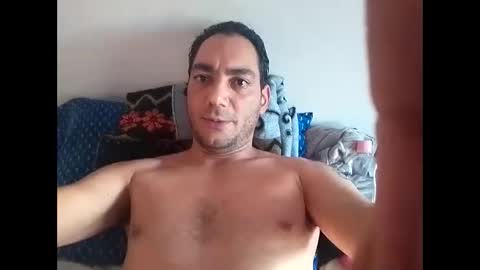 Moises online show from 02/21/25, 09:32